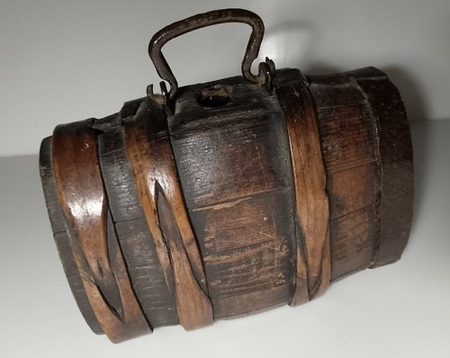Antica piccola botte con - antica,